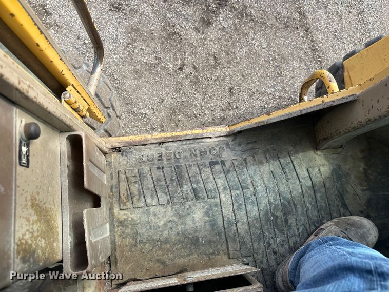 image for item FK1860 1994 John Deere 644G wheel loader