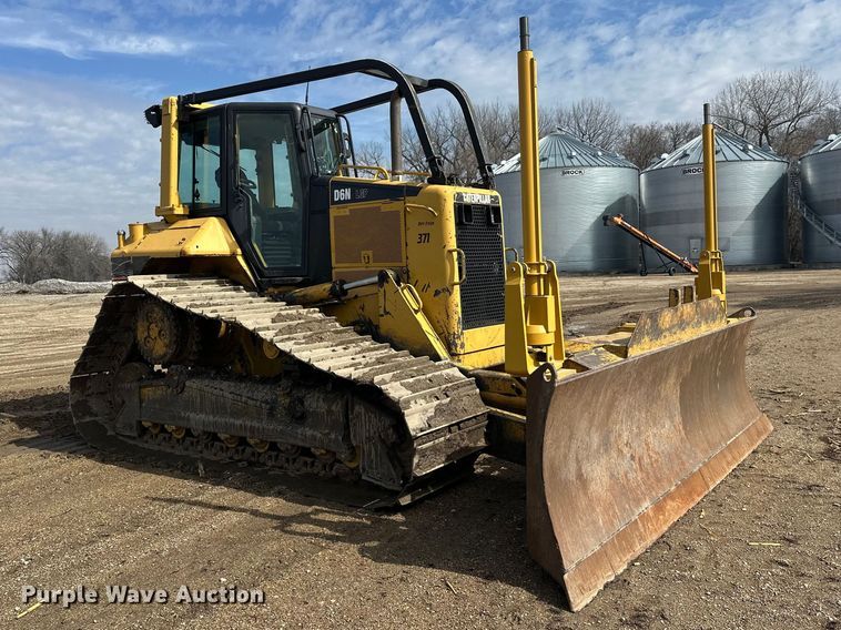 image for item FK1861 2004 Caterpillar D6N LGP dozer