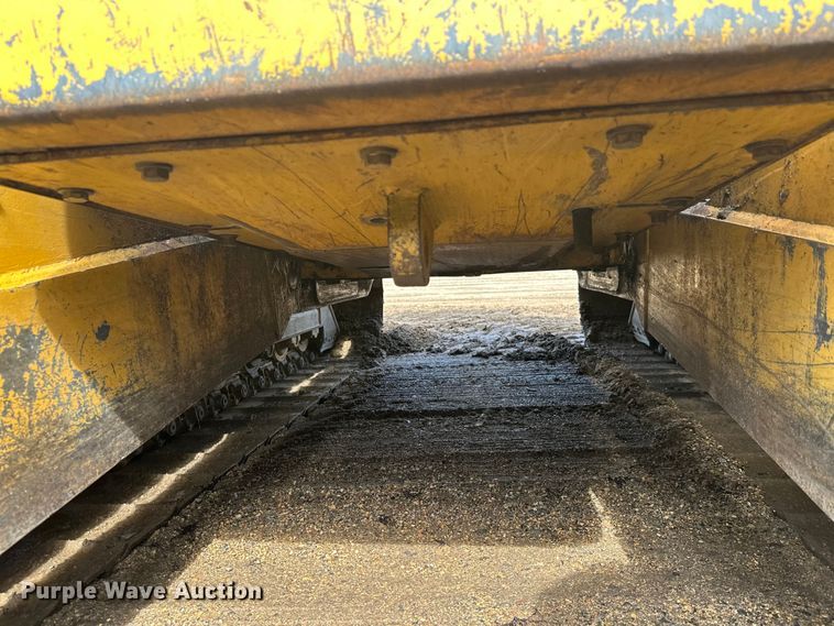 image for item FK1861 2004 Caterpillar D6N LGP dozer