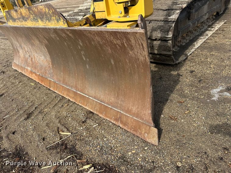 image for item FK1861 2004 Caterpillar D6N LGP dozer