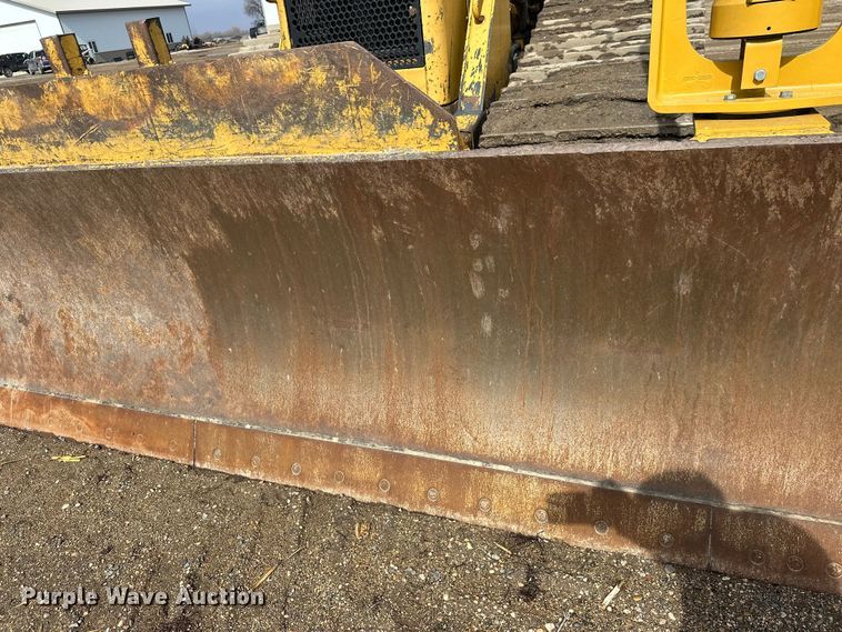 image for item FK1861 2004 Caterpillar D6N LGP dozer