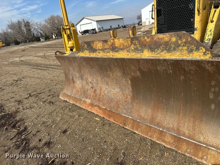 image for item FK1861 2004 Caterpillar D6N LGP dozer