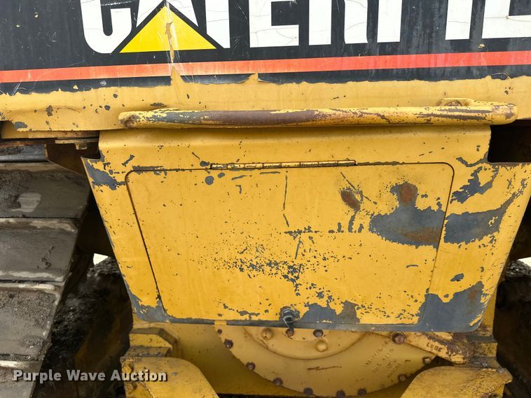 image for item FK1861 2004 Caterpillar D6N LGP dozer