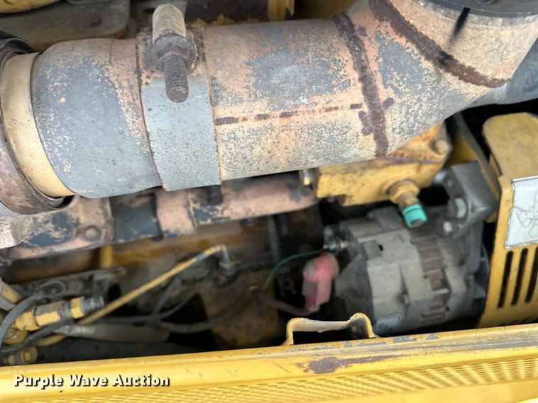 image for item FK1861 2004 Caterpillar D6N LGP dozer