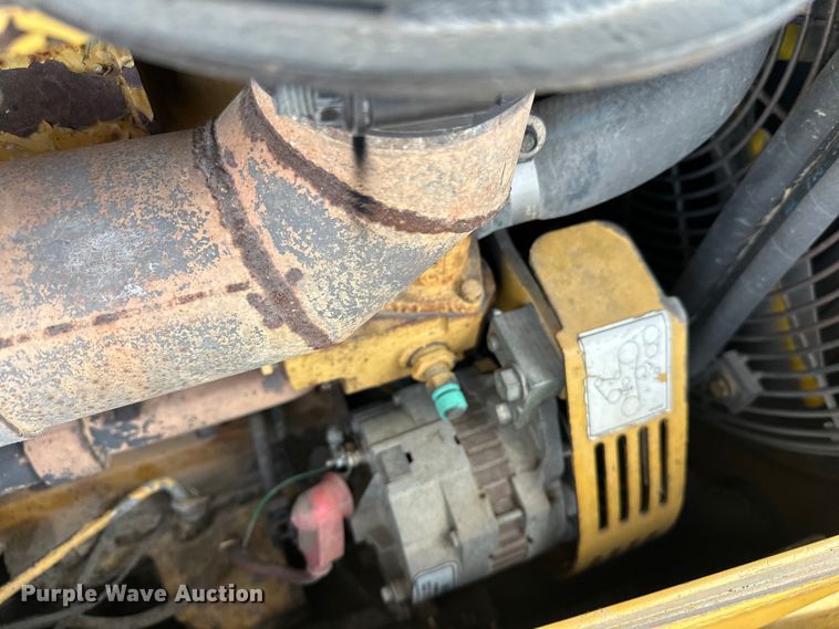 image for item FK1861 2004 Caterpillar D6N LGP dozer