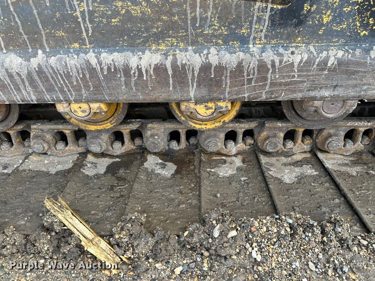 image for item FK1861 2004 Caterpillar D6N LGP dozer