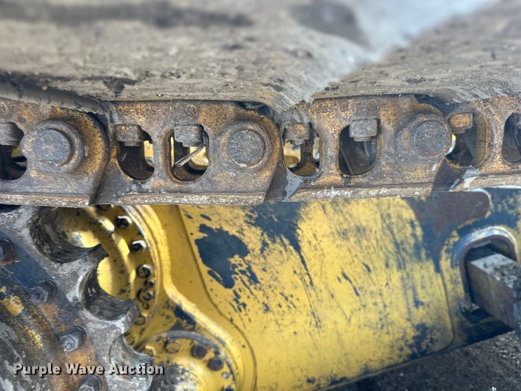 image for item FK1861 2004 Caterpillar D6N LGP dozer