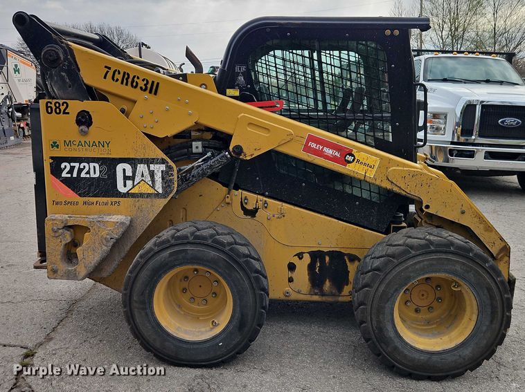 image for item FN5593 2017 Caterpillar 272D2 skid steer loader