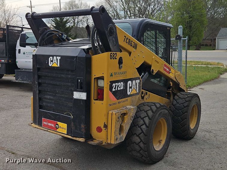 image for item FN5593 2017 Caterpillar 272D2 skid steer loader