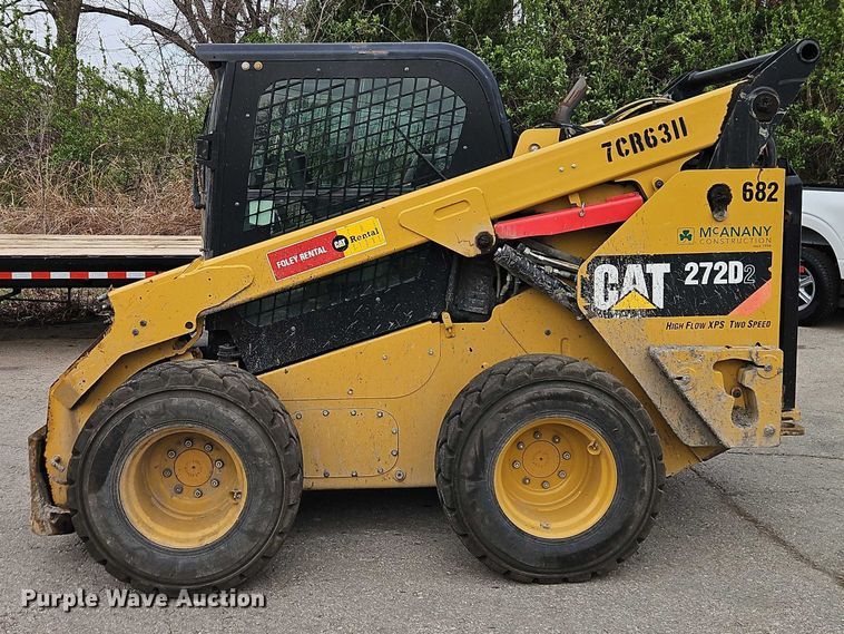 image for item FN5593 2017 Caterpillar 272D2 skid steer loader