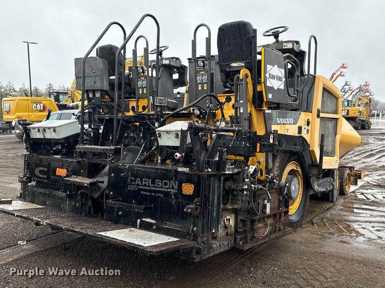 image for item ND9469 Volvo P7170B paver