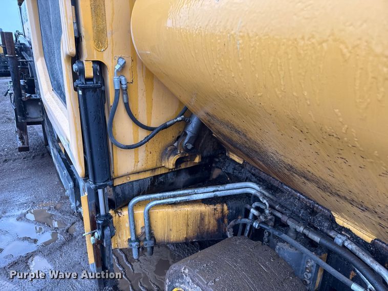 image for item ND9469 Volvo P7170B paver