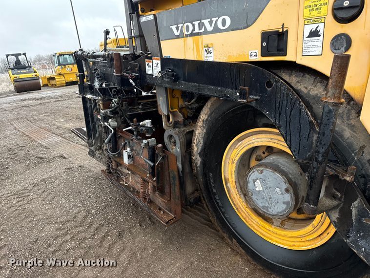 image for item ND9469 Volvo P7170B paver