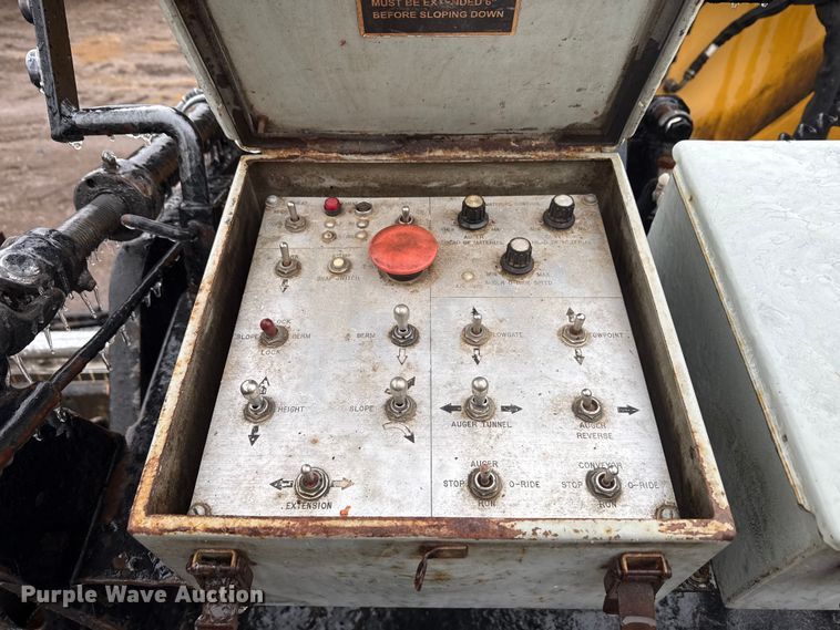 image for item ND9469 Volvo P7170B paver