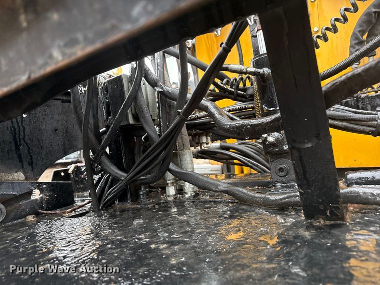 image for item ND9469 Volvo P7170B paver