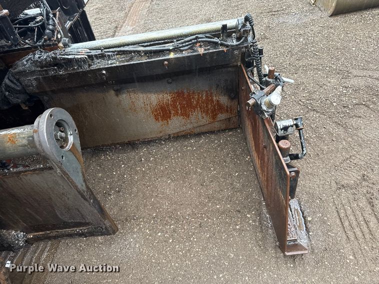 image for item ND9469 Volvo P7170B paver