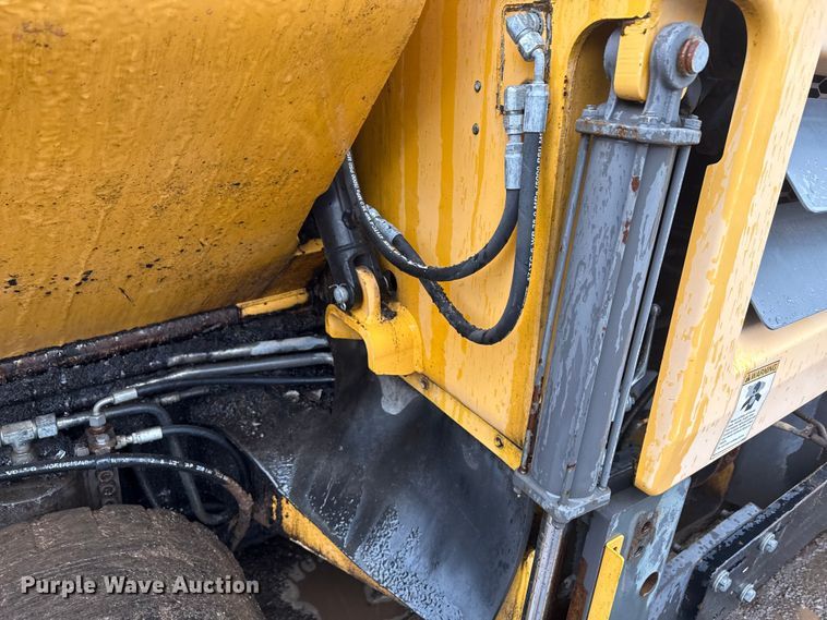 image for item ND9469 Volvo P7170B paver