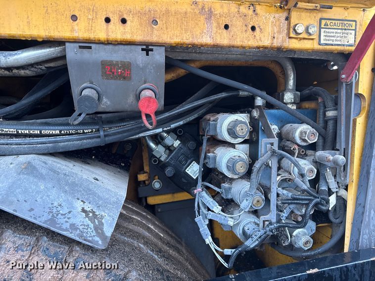 image for item ND9469 Volvo P7170B paver