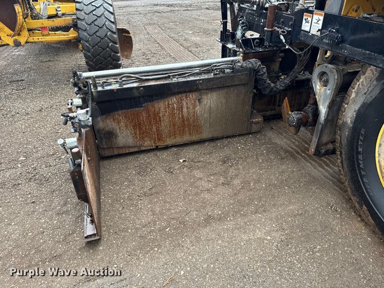 image for item ND9469 Volvo P7170B paver
