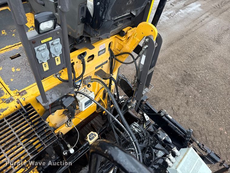 image for item ND9469 Volvo P7170B paver