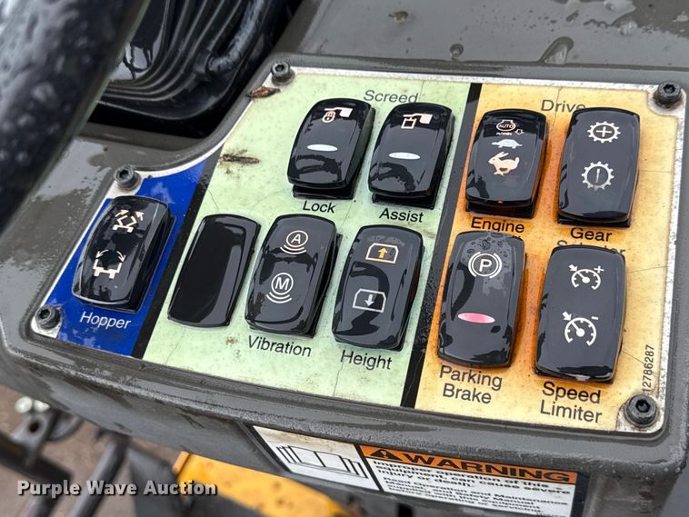 image for item ND9469 Volvo P7170B paver