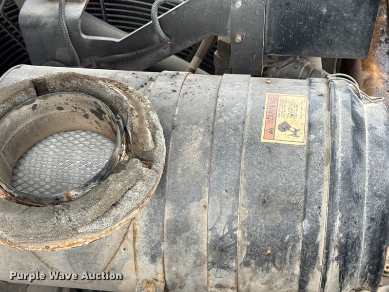 image for item ND9469 Volvo P7170B paver