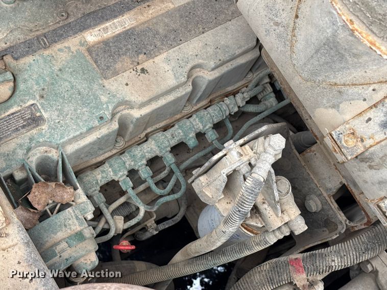 image for item ND9469 Volvo P7170B paver