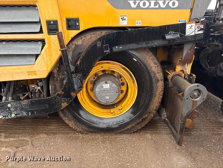 image for item ND9469 Volvo P7170B paver