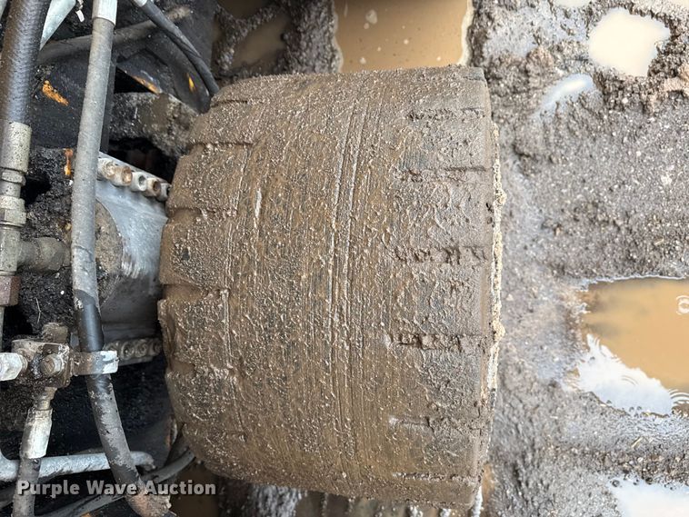 image for item ND9469 Volvo P7170B paver