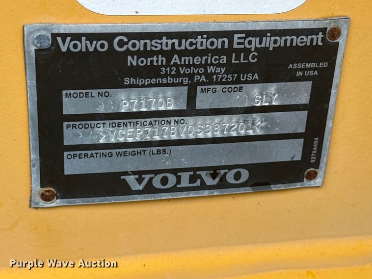 image for item ND9469 Volvo P7170B paver