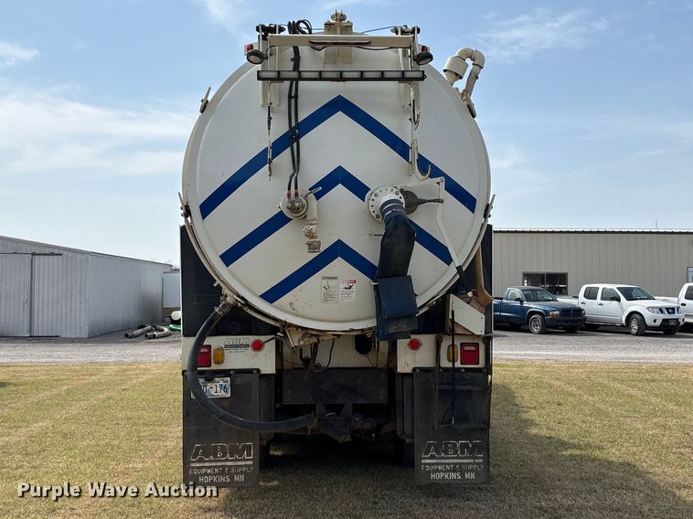 image for item NK9052 2008 Sterling L8500 sewer jetter truck