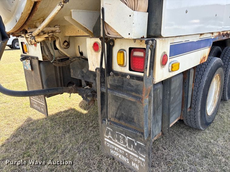 image for item NK9052 2008 Sterling L8500 sewer jetter truck