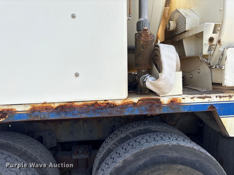 image for item NK9052 2008 Sterling L8500 sewer jetter truck