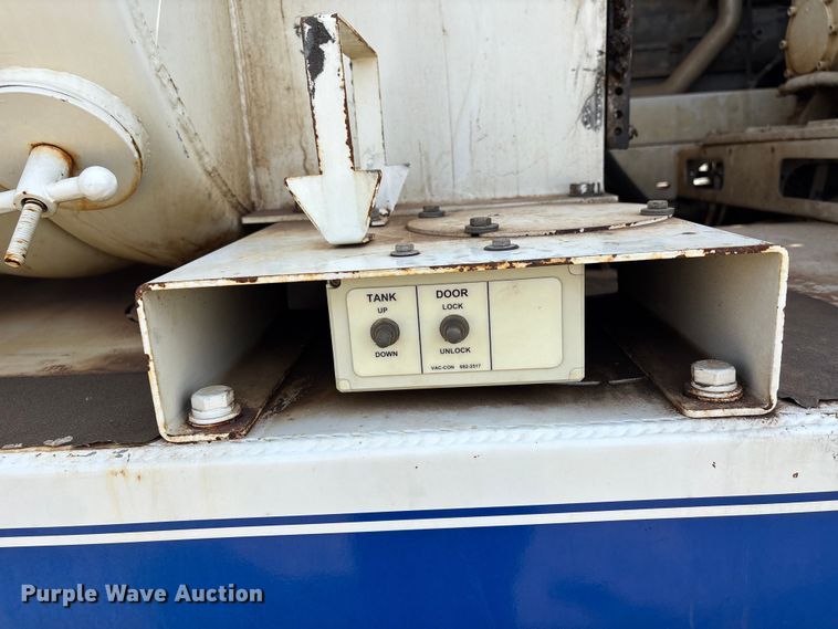 image for item NK9052 2008 Sterling L8500 sewer jetter truck