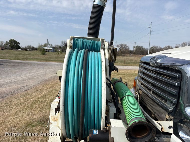 image for item NK9052 2008 Sterling L8500 sewer jetter truck