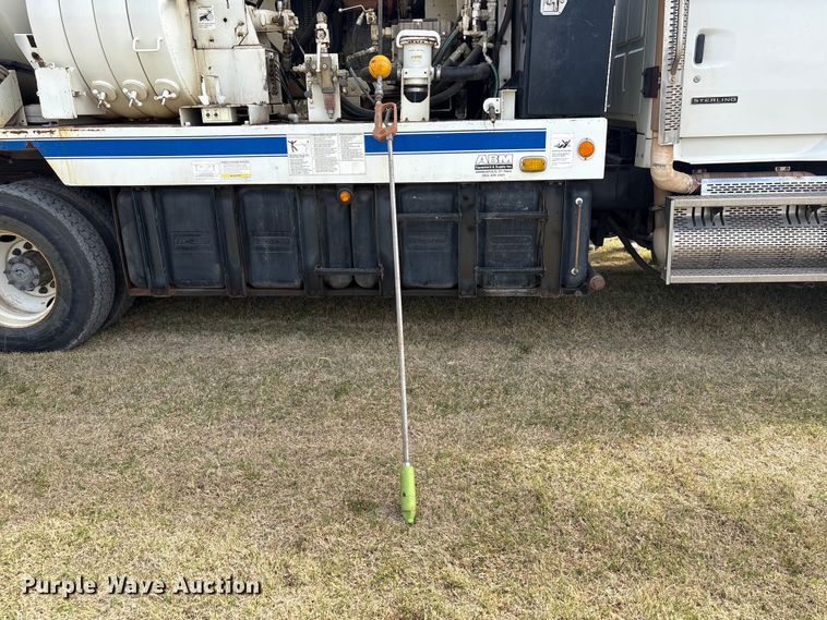 image for item NK9052 2008 Sterling L8500 sewer jetter truck