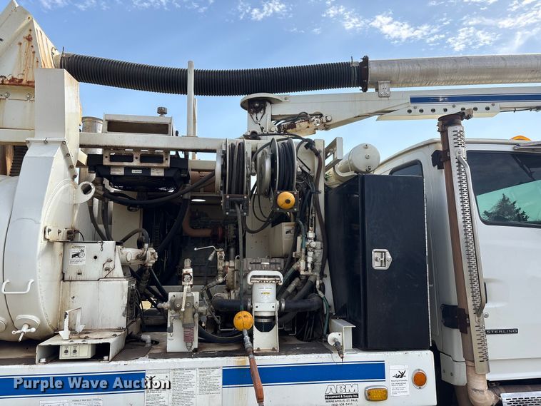 image for item NK9052 2008 Sterling L8500 sewer jetter truck