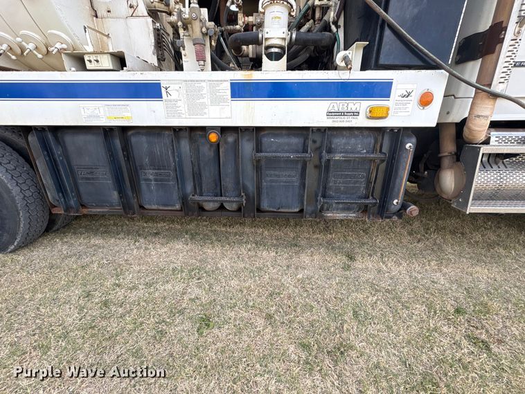 image for item NK9052 2008 Sterling L8500 sewer jetter truck