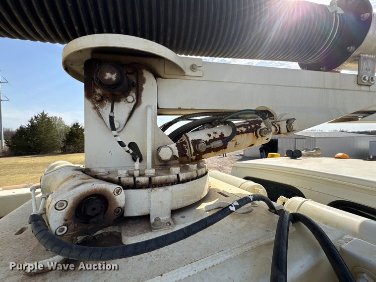 image for item NK9052 2008 Sterling L8500 sewer jetter truck