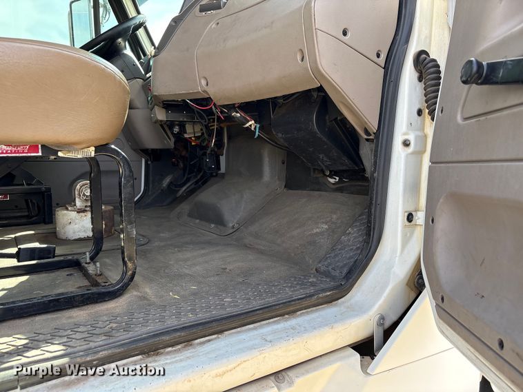 image for item NK9052 2008 Sterling L8500 sewer jetter truck