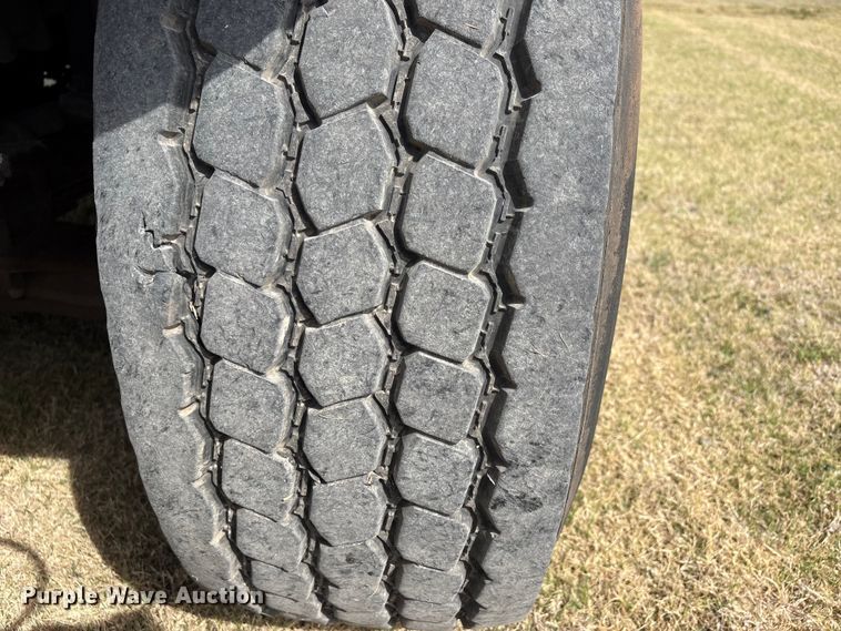 image for item NK9052 2008 Sterling L8500 sewer jetter truck