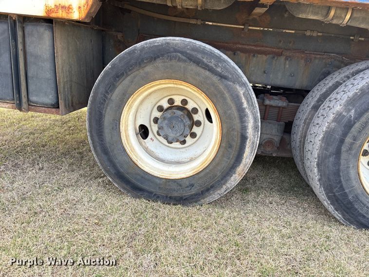 image for item NK9052 2008 Sterling L8500 sewer jetter truck