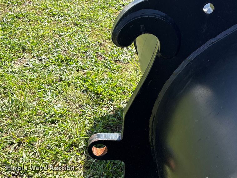 image for item NK9069 Rockland GPX2 wheel loader bucket