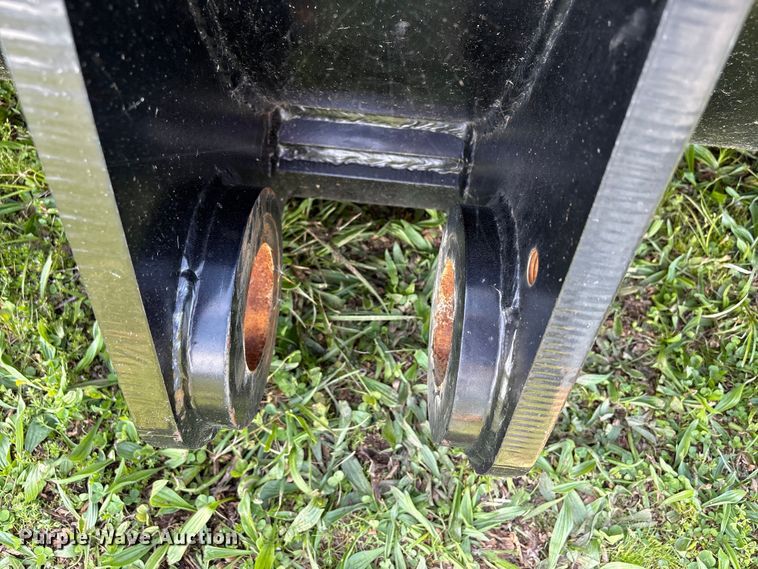 image for item NK9070 Rockland GPX2 wheel loader bucket