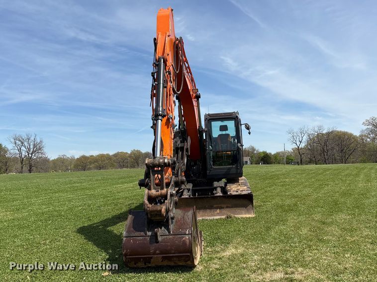 image for item NK9072 2018 Doosan DX140LCR-5 excavator