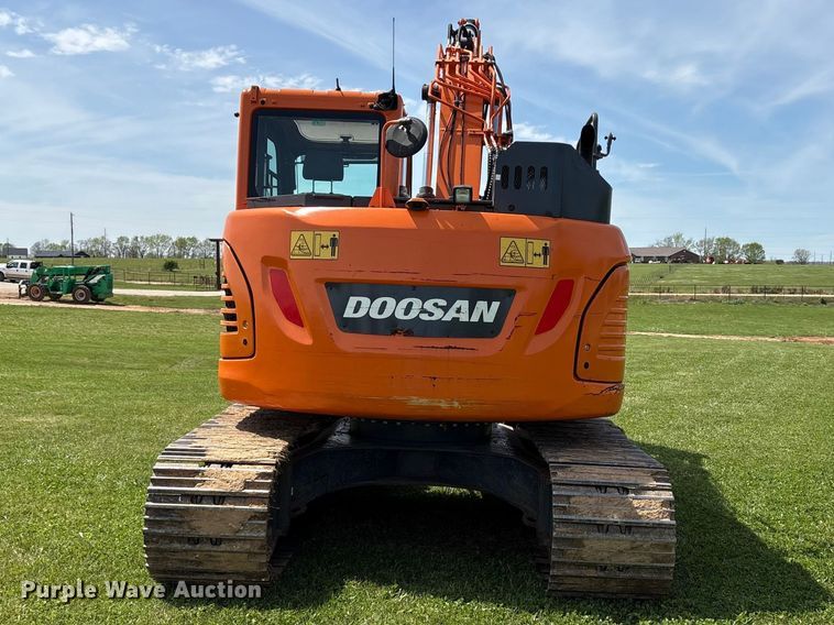 image for item NK9072 2018 Doosan DX140LCR-5 excavator