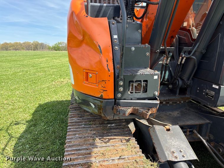 image for item NK9072 2018 Doosan DX140LCR-5 excavator