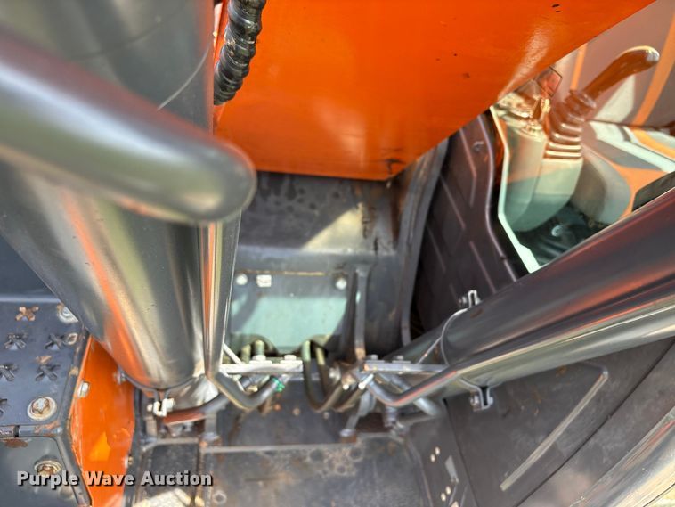 image for item NK9072 2018 Doosan DX140LCR-5 excavator