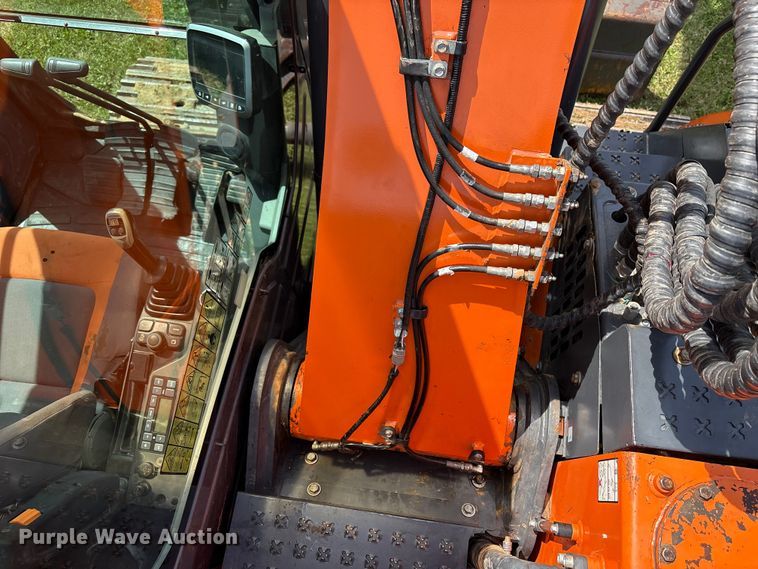 image for item NK9072 2018 Doosan DX140LCR-5 excavator