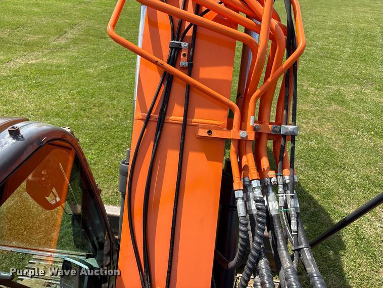 image for item NK9072 2018 Doosan DX140LCR-5 excavator